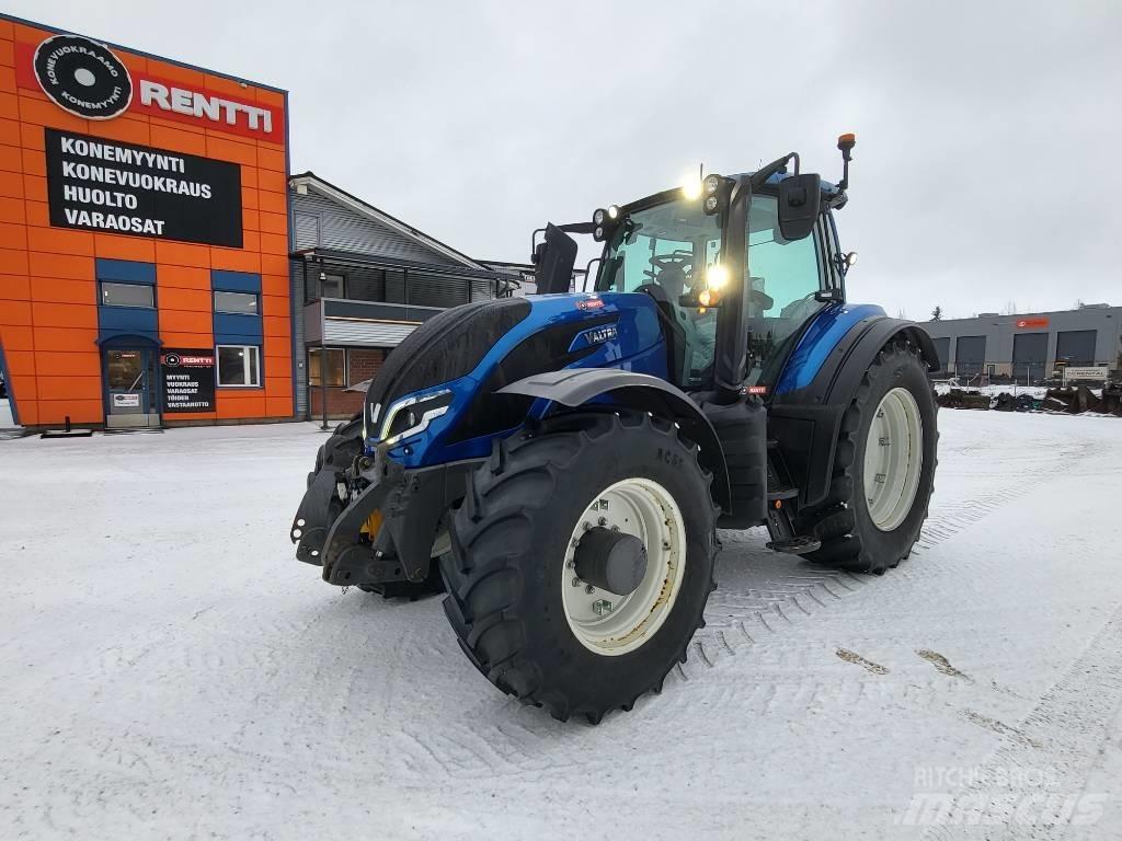 Valtra T 215 Трактора
