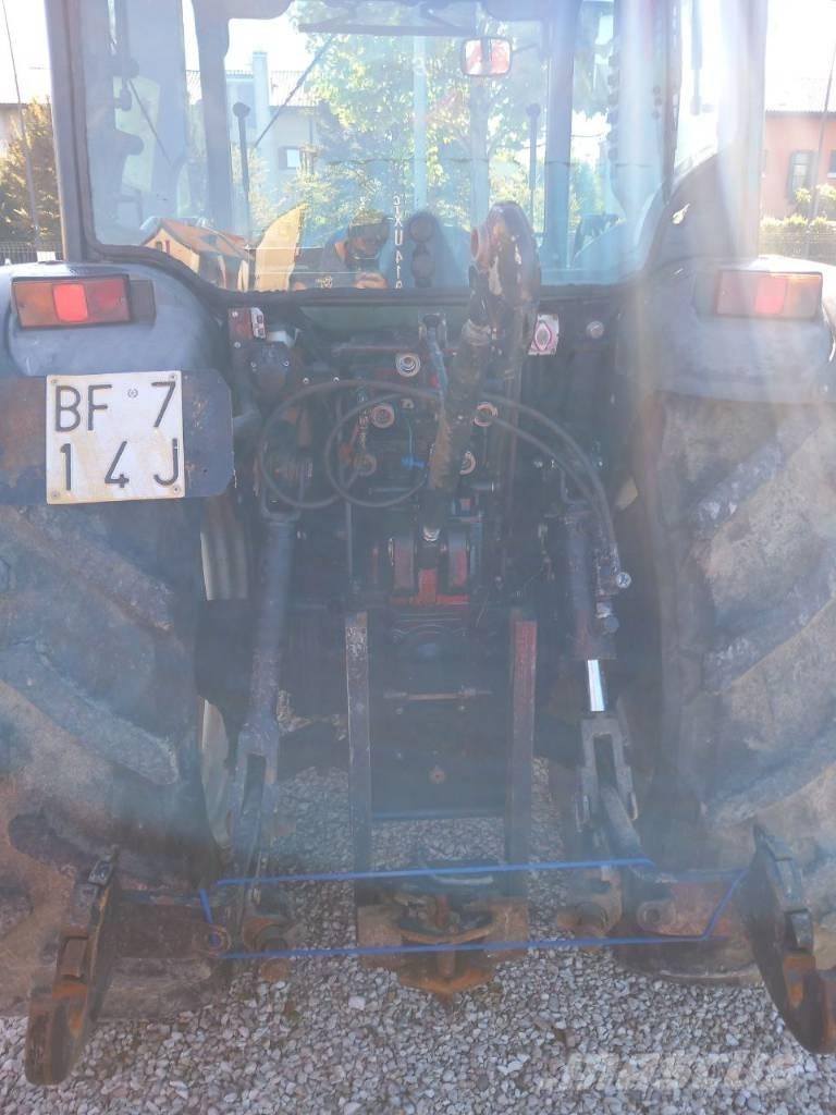 New Holland T4040F Трактора