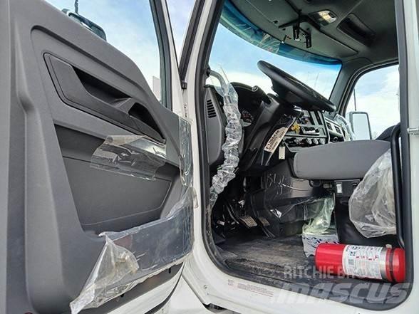 Kenworth T480 Грузовики-Самосвалы