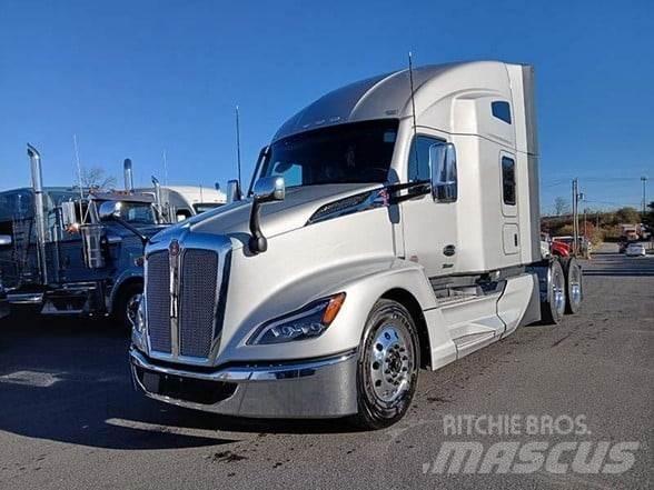 Kenworth T680 Седельные тягачи