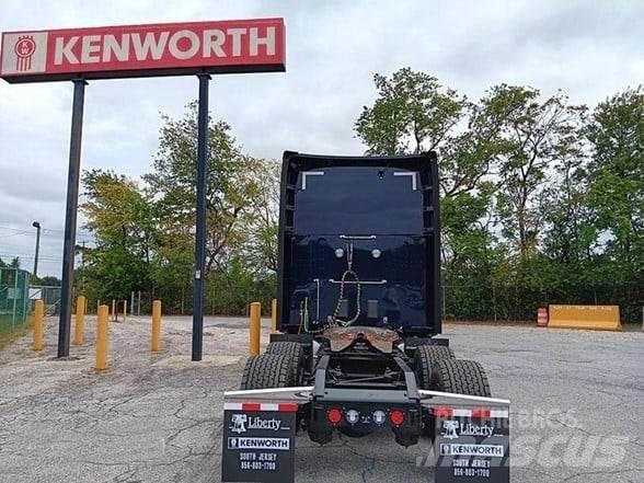 Kenworth T680 Седельные тягачи
