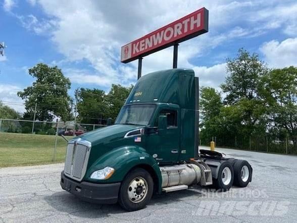 Kenworth T680 Седельные тягачи