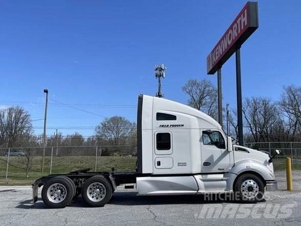 Kenworth T680 Седельные тягачи