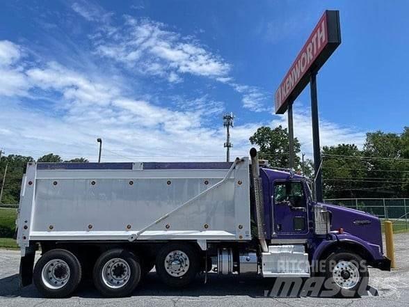 Kenworth T800 Грузовики-Самосвалы
