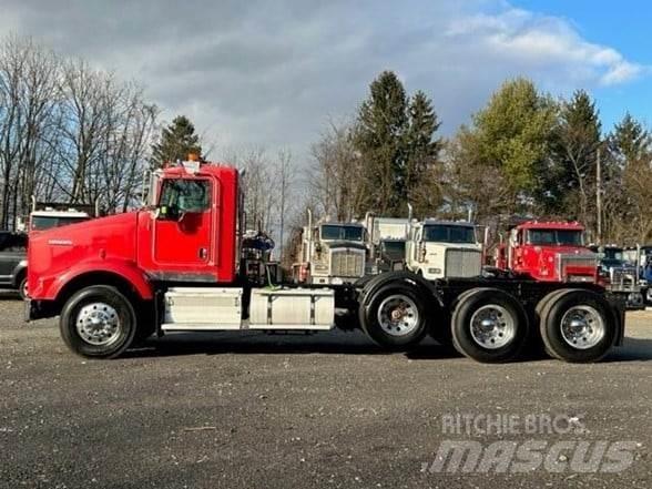Kenworth T800 Седельные тягачи