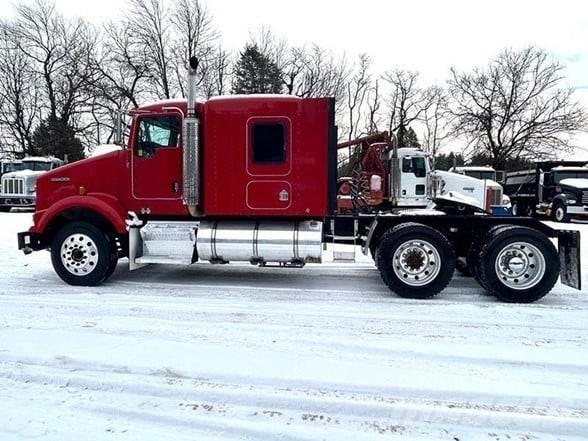 Kenworth T800 Седельные тягачи