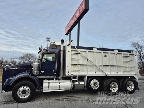 Kenworth T800 Грузовики-Самосвалы