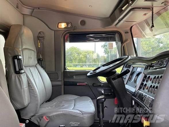 Kenworth T800 Грузовики-Самосвалы