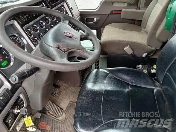 Kenworth T800 Грузовики-Самосвалы
