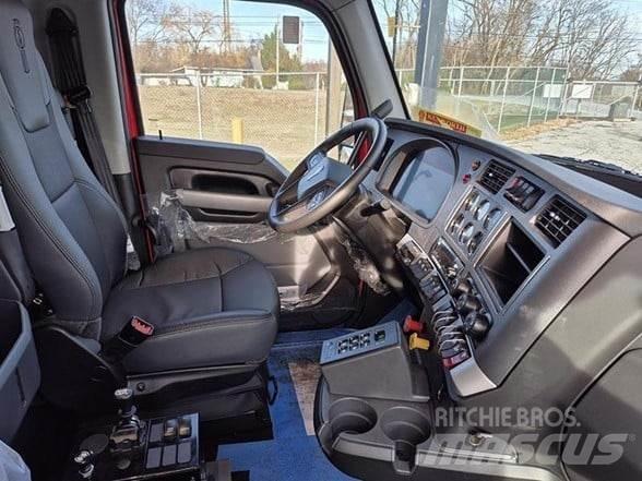 Kenworth T880 Грузовики-Самосвалы
