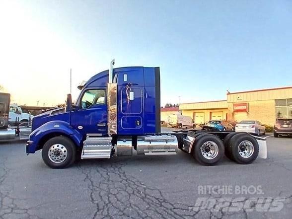 Kenworth T880 Седельные тягачи