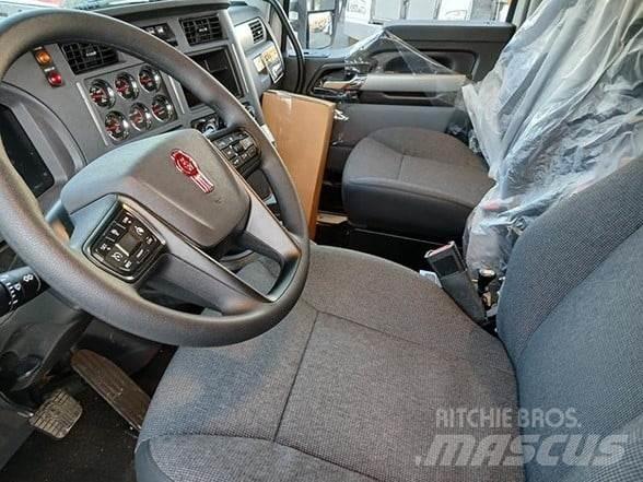 Kenworth T880 Грузовики-Самосвалы