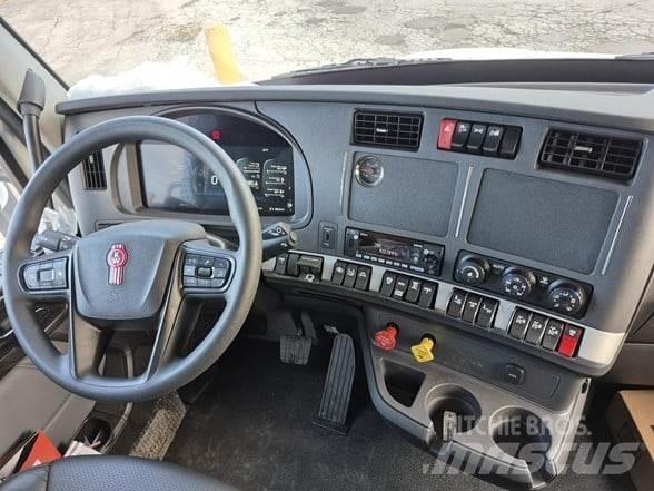 Kenworth T880 Грузовики-Самосвалы
