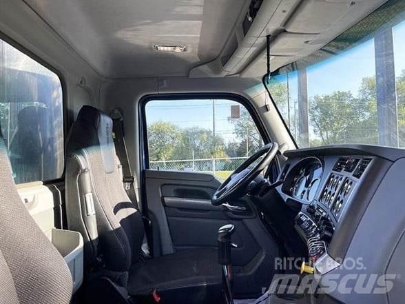 Kenworth T880 Грузовики-Самосвалы