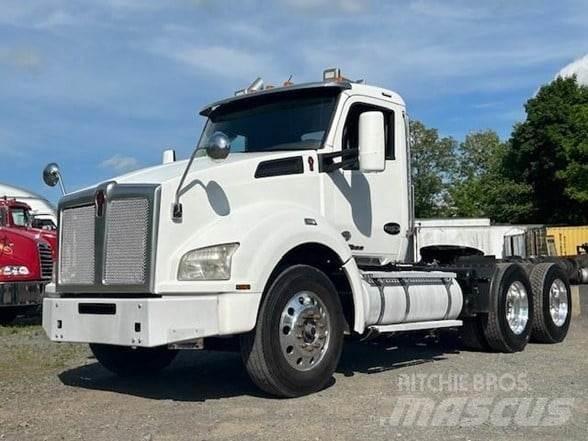 Kenworth T880 Седельные тягачи