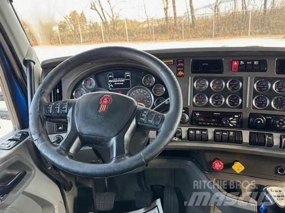 Kenworth T880 Грузовики-Самосвалы