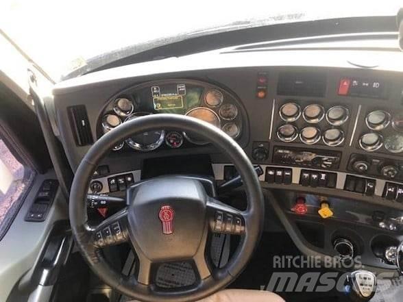 Kenworth T880 Грузовики-Самосвалы