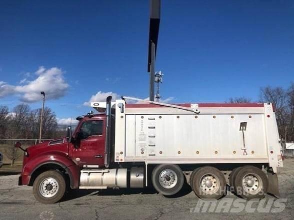 Kenworth T880 Грузовики-Самосвалы