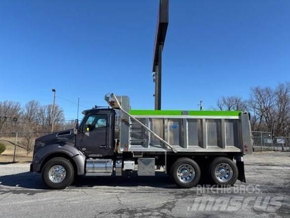 Kenworth T880 Грузовики-Самосвалы