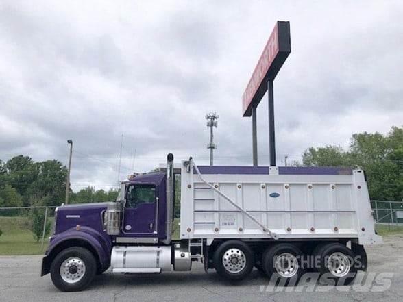 Kenworth W900 Грузовики-Самосвалы