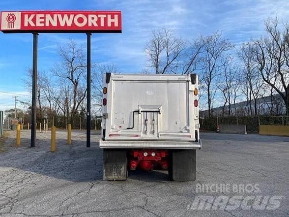 Kenworth W900B Грузовики-Самосвалы