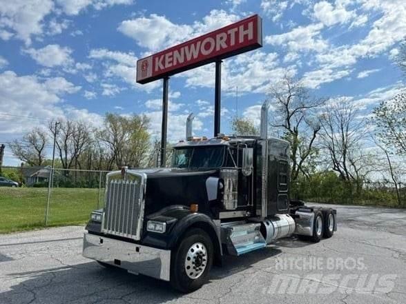 Kenworth W900L Седельные тягачи
