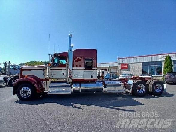 Kenworth W900L Седельные тягачи