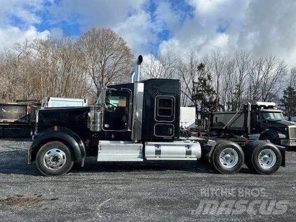 Kenworth W900L Седельные тягачи
