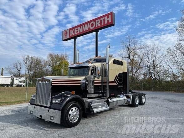 Kenworth W900L Седельные тягачи
