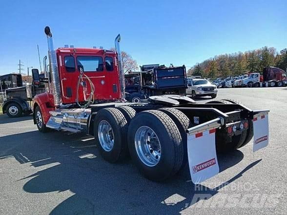 Kenworth W990 Седельные тягачи