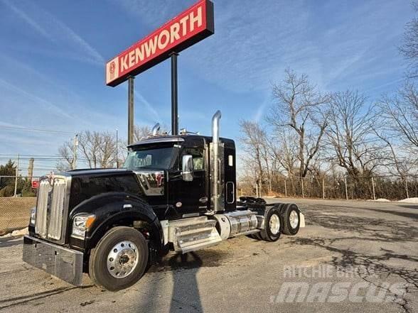 Kenworth W990 Седельные тягачи
