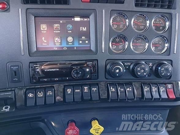 Kenworth W990 Грузовики-Самосвалы