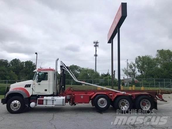 Mack GRANITE GU713 Мусоровозы