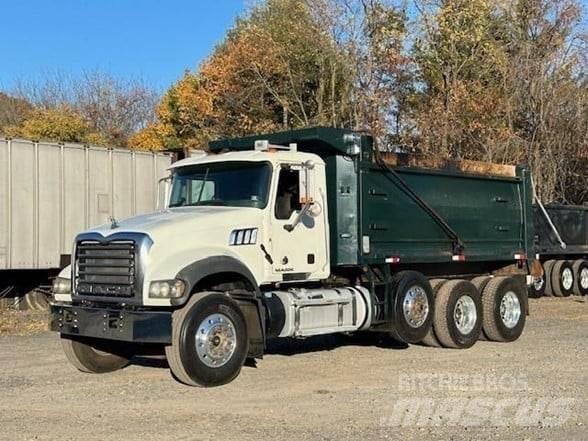 Mack GRANITE GU713 Грузовики-Самосвалы