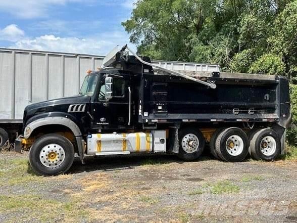 Mack GRANITE GU713 Грузовики-Самосвалы