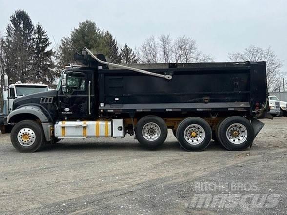 Mack GRANITE GU713 Грузовики-Самосвалы