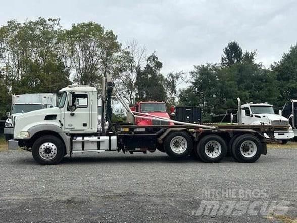 Mack GRANITE GU813 Мусоровозы
