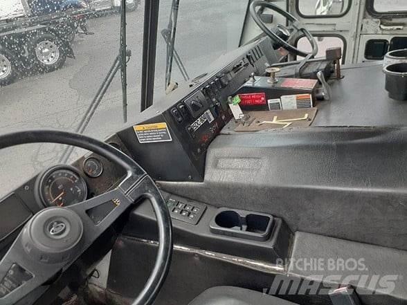 Mack LEU613 Мусоровозы