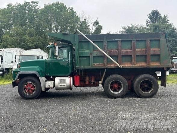 Mack RD688SX Грузовики-Самосвалы