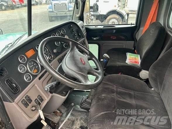 Peterbilt 367 Грузовики-Самосвалы
