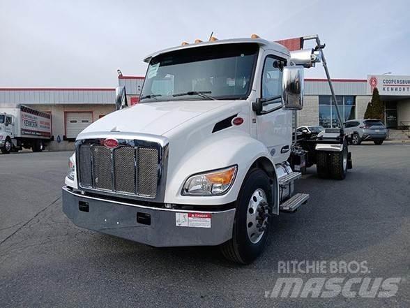 Peterbilt 537 Строительная техника - Другие