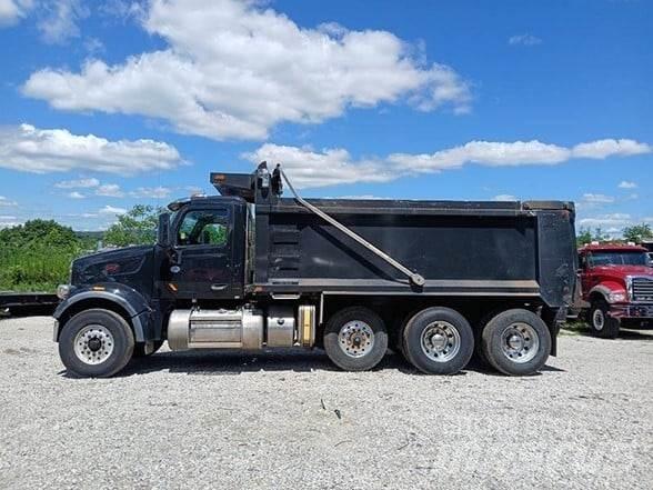 Peterbilt 567 Грузовики-Самосвалы