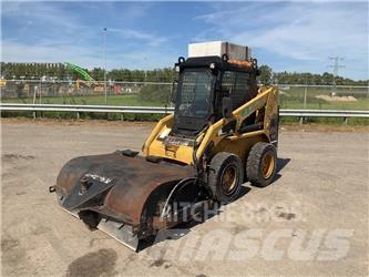 CAT 246 Мини-погрузчики