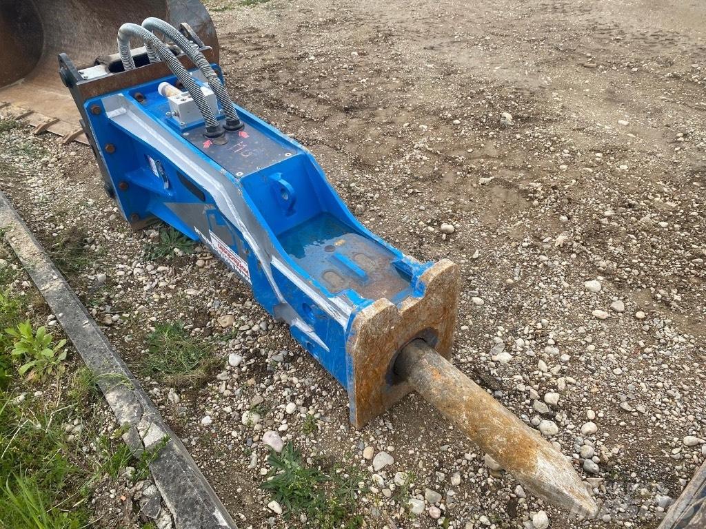 Okada 2600 Гидромолоты
