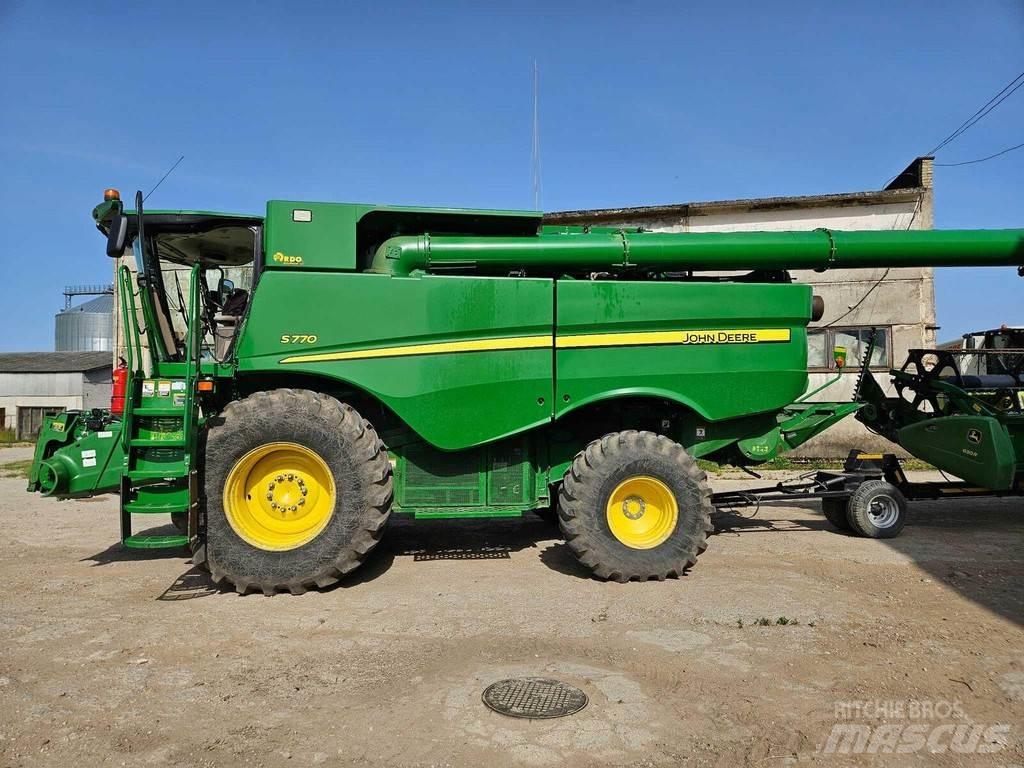 John Deere S770 Зерноуборочные комбайны
