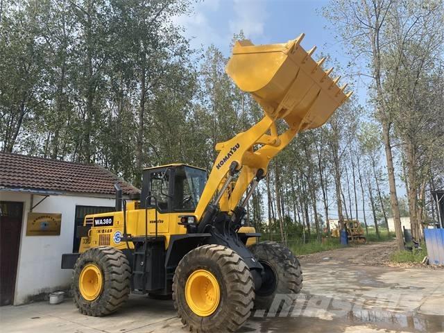 Komatsu WA380 Фронтальные погрузчики