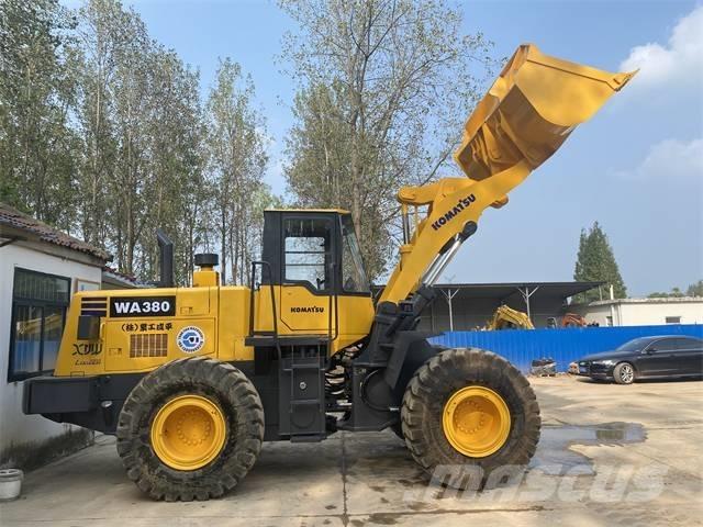 Komatsu WA380 Фронтальные погрузчики