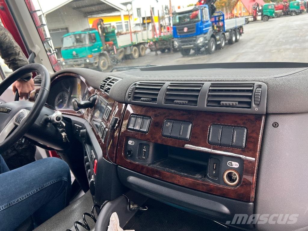 Tatra T158 Грузовики-платформы/боковая разгрузка