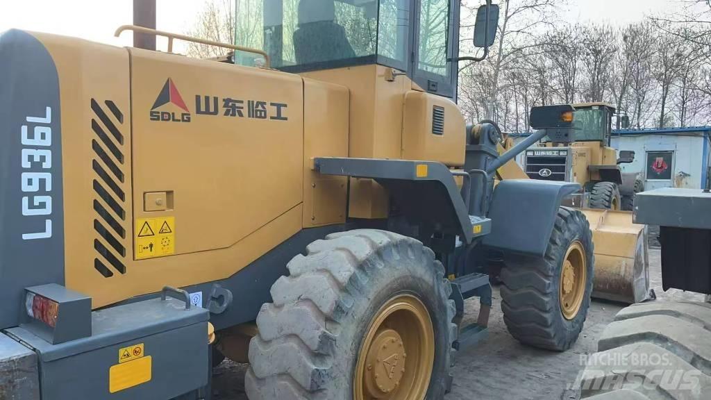 SDLG 936L Фронтальные погрузчики