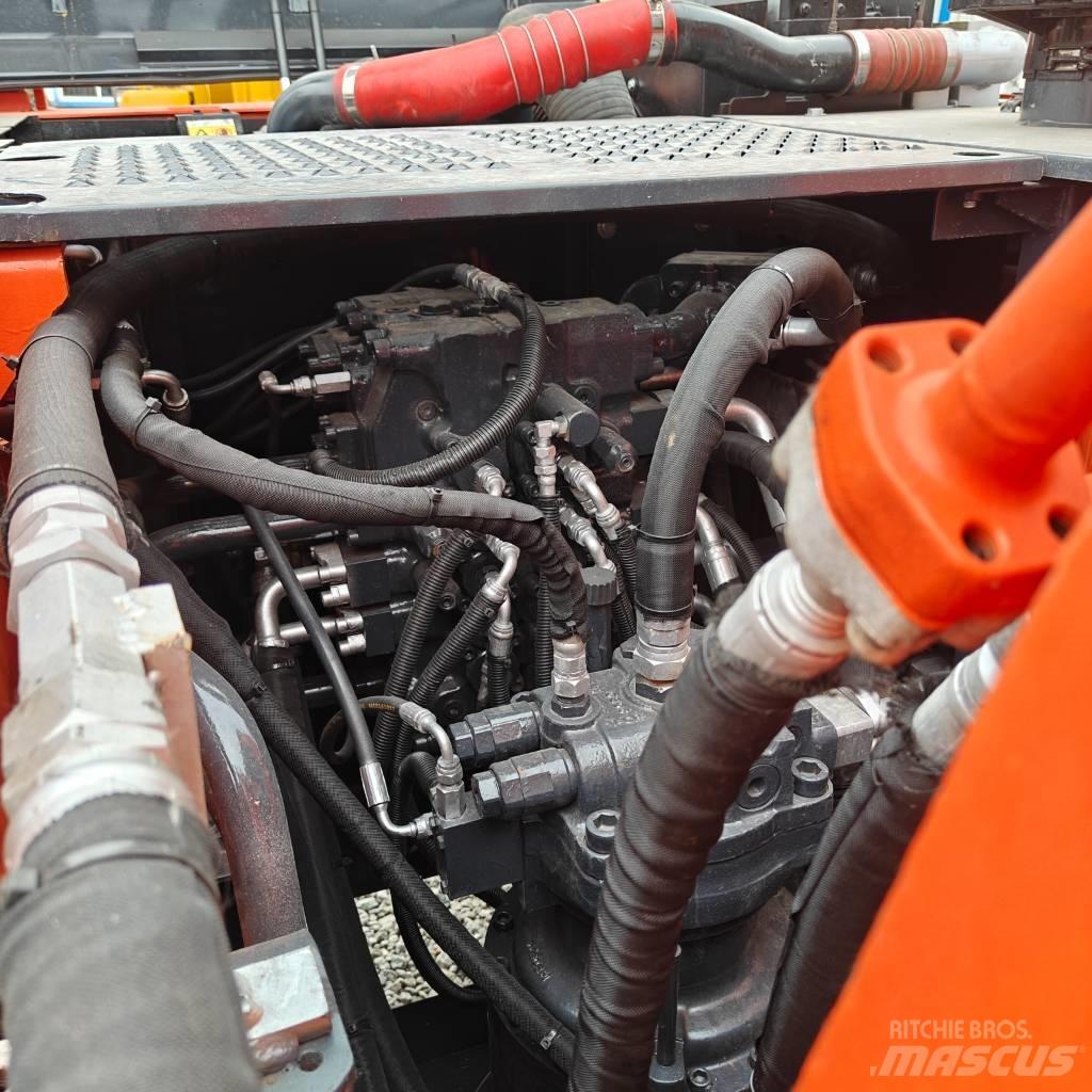 Doosan DX225LC-9C Гусеничные экскаваторы